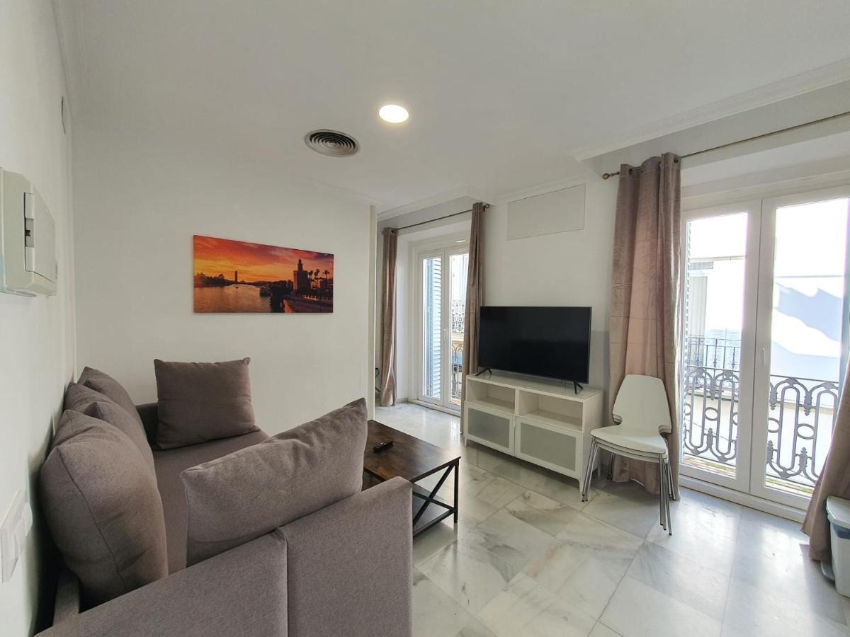 Apartamentos Los Angeles Sevilla Kültér fotó