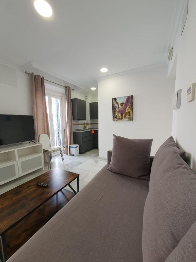 Apartamentos Los Angeles Sevilla Kültér fotó