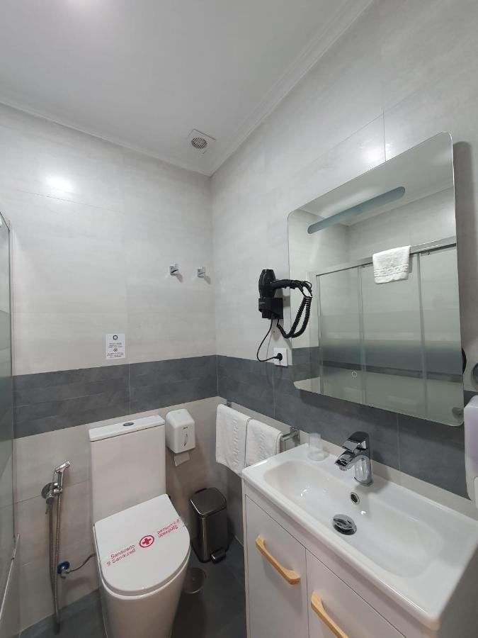 Apartamentos Los Angeles Sevilla Kültér fotó